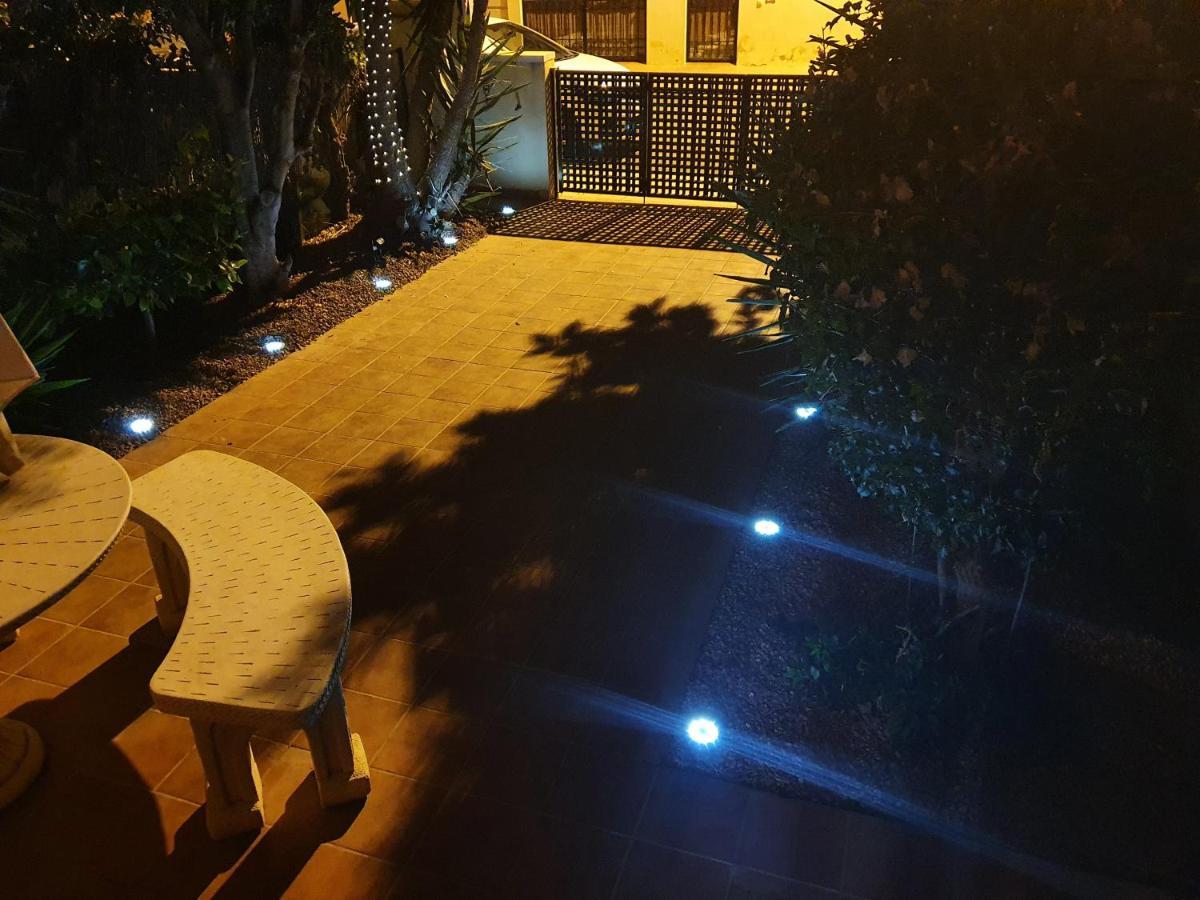 Calle Carlos Primero, Roda 外观 照片