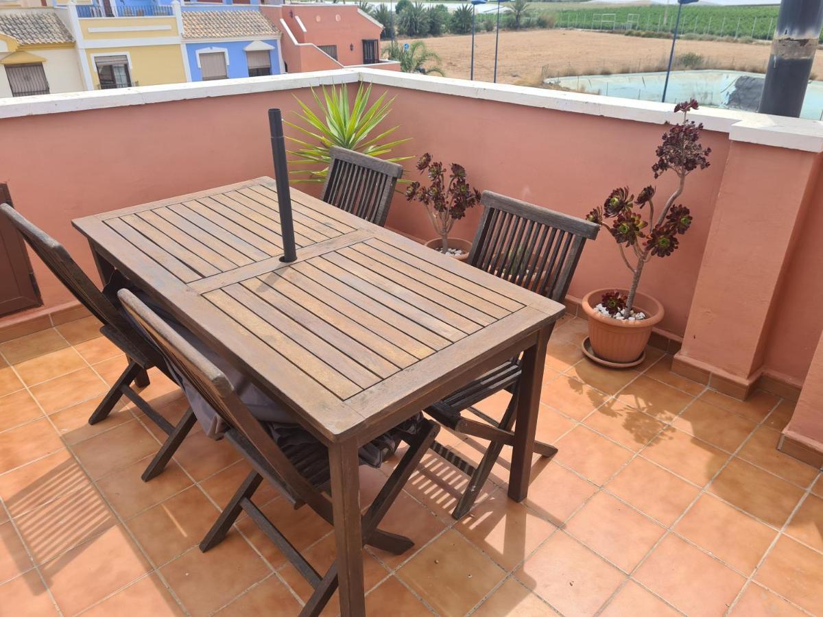 Calle Carlos Primero, Roda 外观 照片